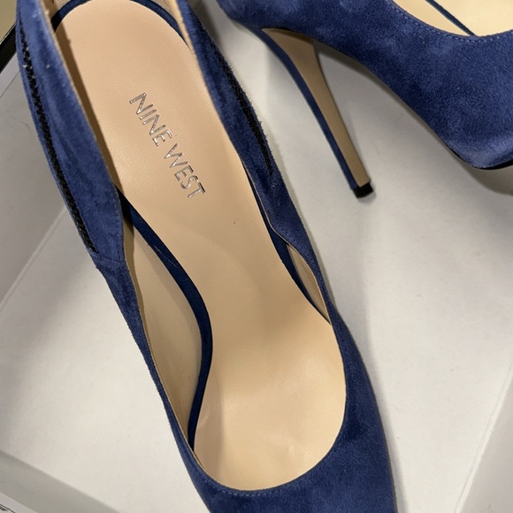 BRAND NEW Nine West Heels - Picture 4 of 6
